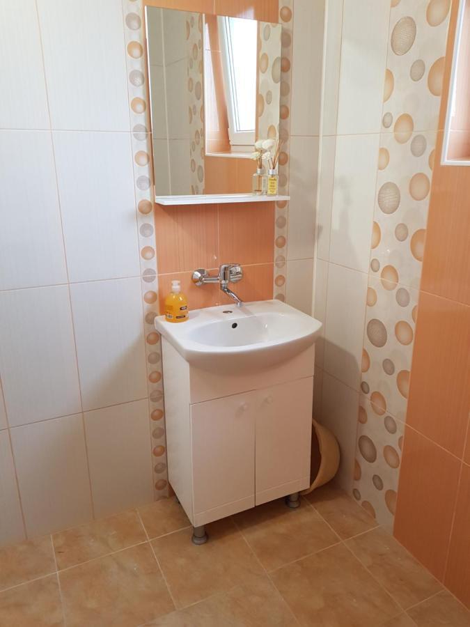 מלון קברנה Къща За Гости Саня מראה חיצוני תמונה